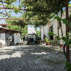https://eco-garten-guest-house.albaniahotels.org