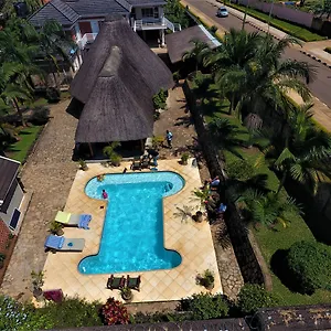https://entebbe-palm-hotel.about-kampalahotels.com