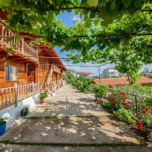 https://guest-house-luiza.albaniahotels.org